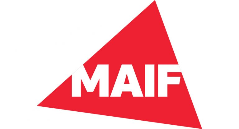 Logo de la MAIF : un triangle rouge avec MAIF écrit en blanc à l'intérieur